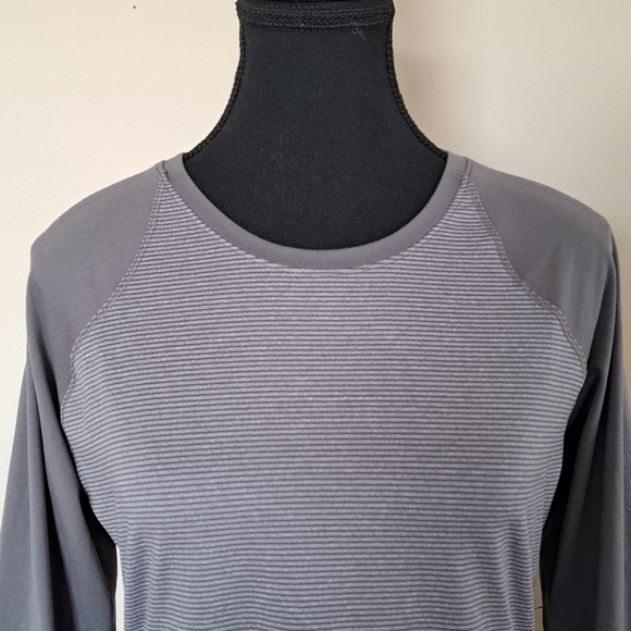 Columbia Active Top Women's Medium Grey Stripes Long Sleeved Tee - Picture 5 of 12